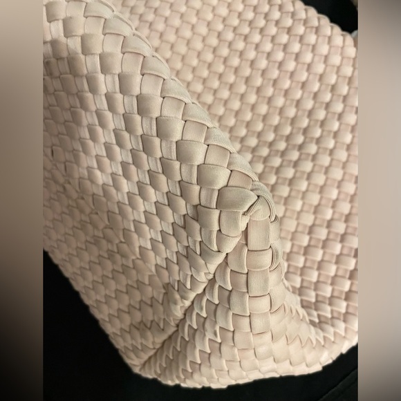 NAGHEDI St. Barths Medium Woven Tote Bag - Picture 10 of 16